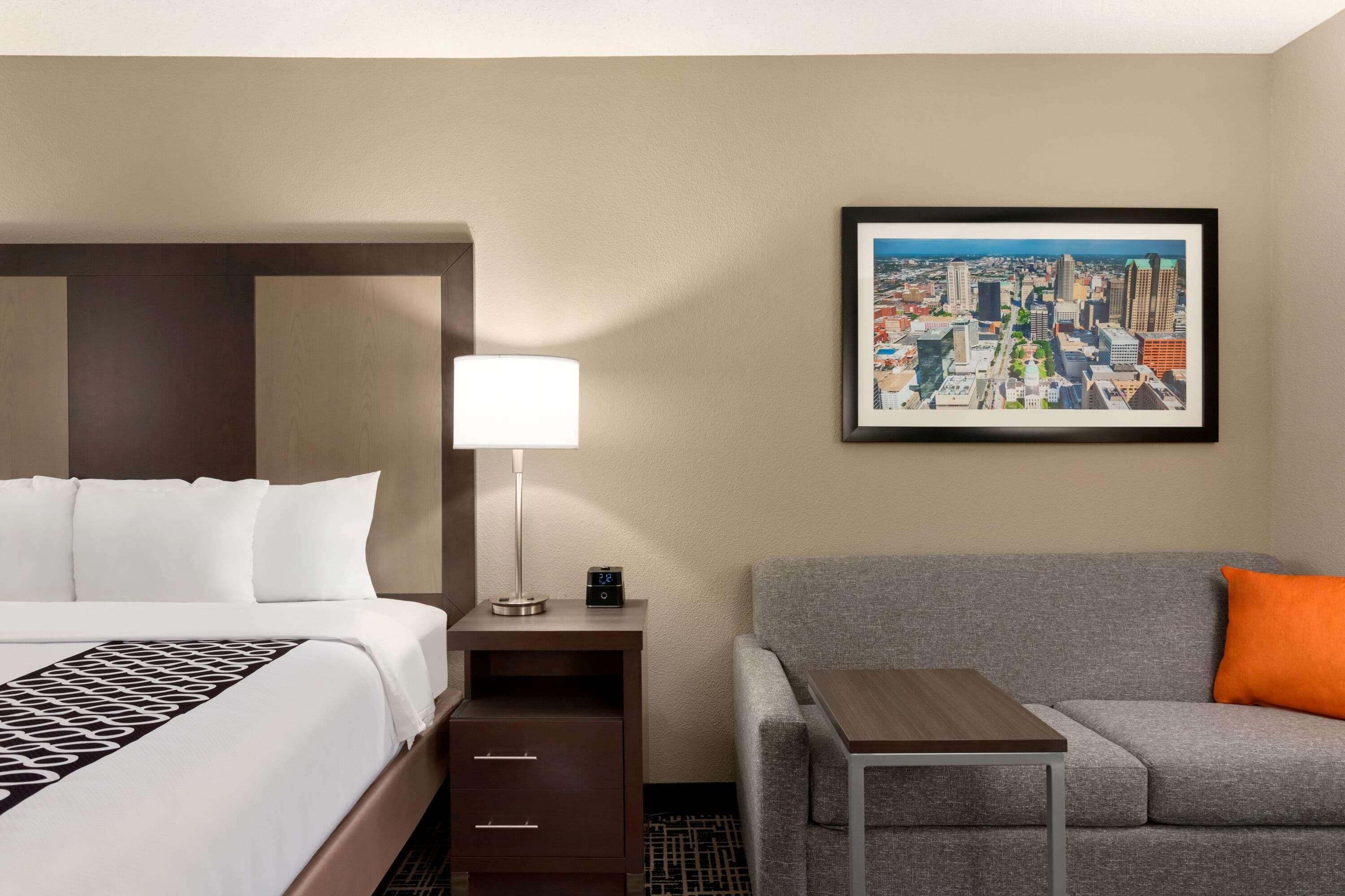 La Quinta Inn & Suites By Wyndham St Louis Route 66 Windsor Springs Esterno foto